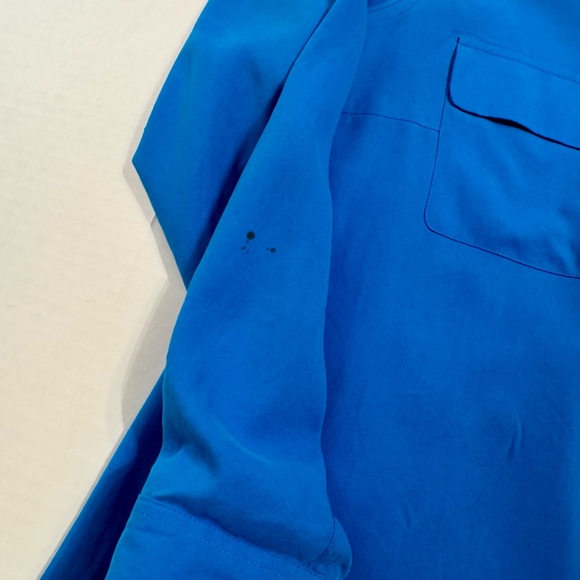 🚨LAST CHANCE BOGO FREE🚨 
Nexx Blue Blouse 100% Silk and Relaxed Fit - Picture 4 of 8